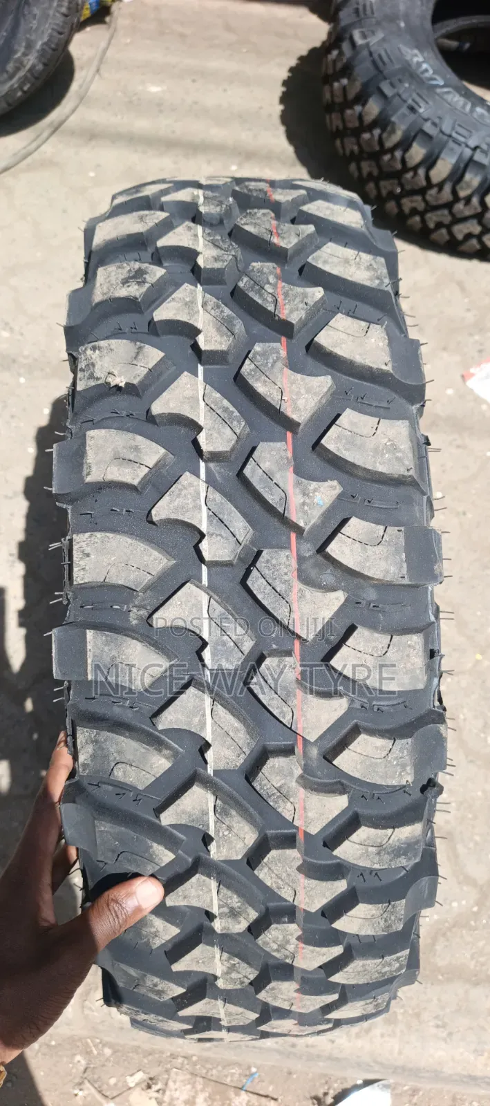 235/75r15 Bearway M/T Tyre