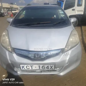 Honda Fit 2012 Silver