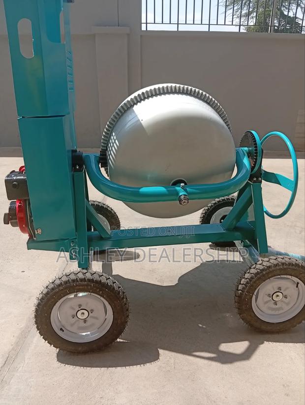 Portable 4-Wheel Site Concrete Mixer - thumbnail 4