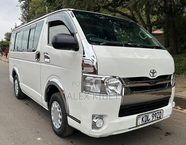 Toyota HiAce 2016 White - thumbnail 2