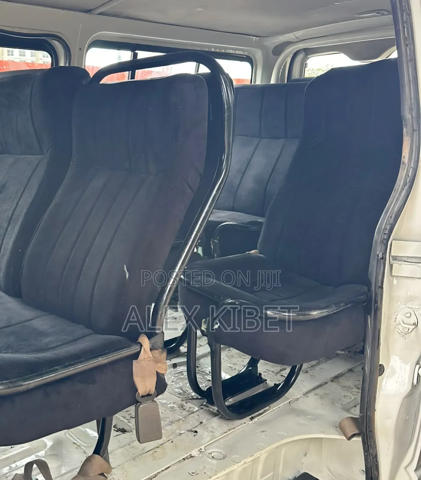 Toyota HiAce 2016 White