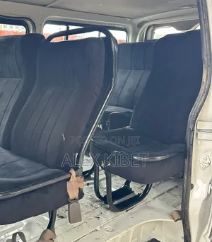 Toyota HiAce 2016 White