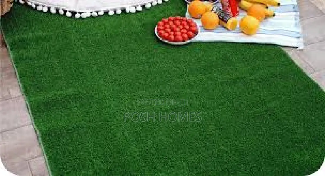 Artificial 20mm Grass Carpet for Home and Commercial Use