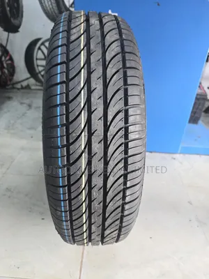 185/70r14 Onyx Tire