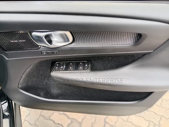 Volvo XC40 2019 Black