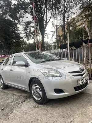 Toyota Belta 2009 Silver