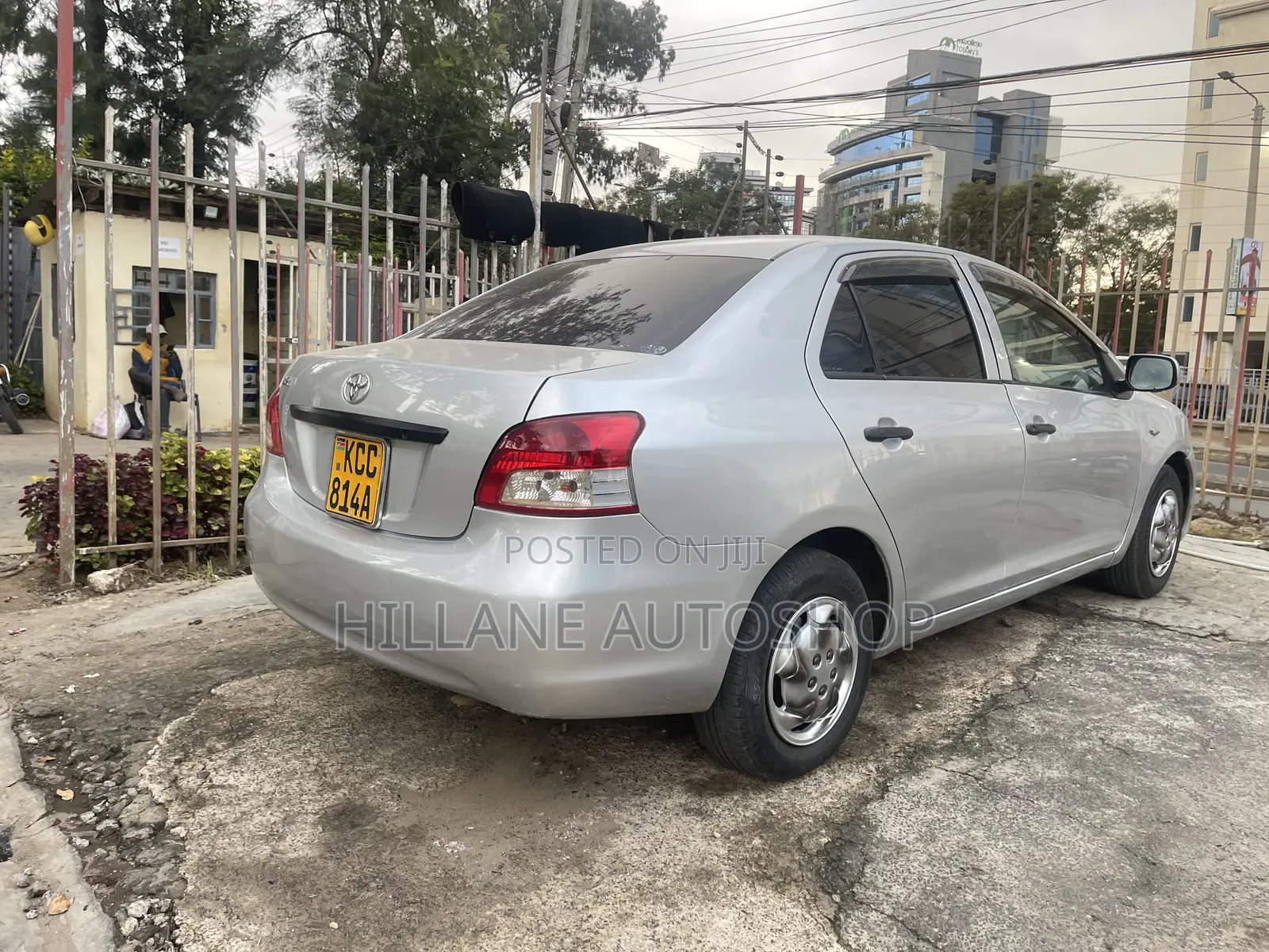 Toyota Belta 2009 Silver
