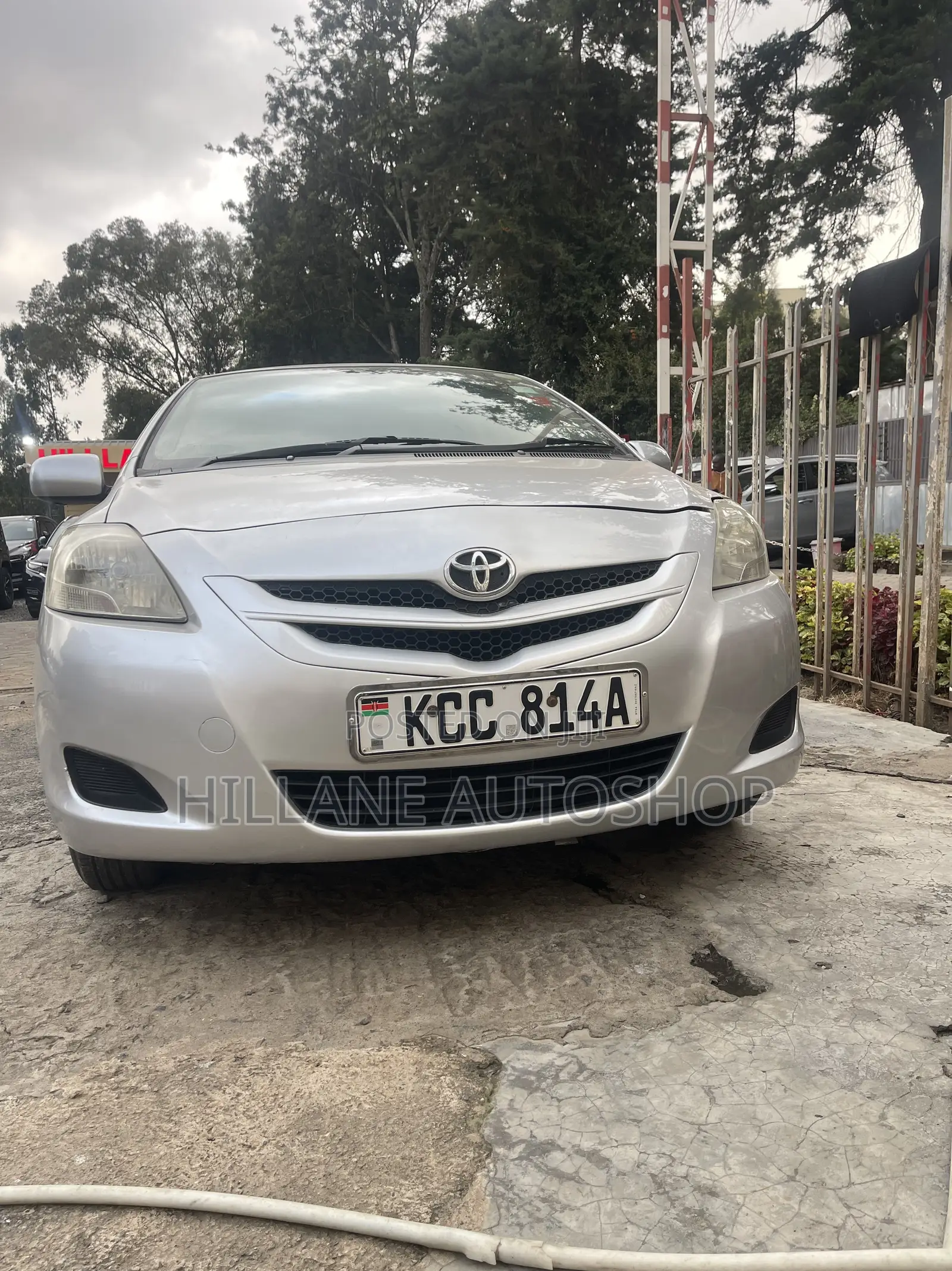 Toyota Belta 2009 Silver