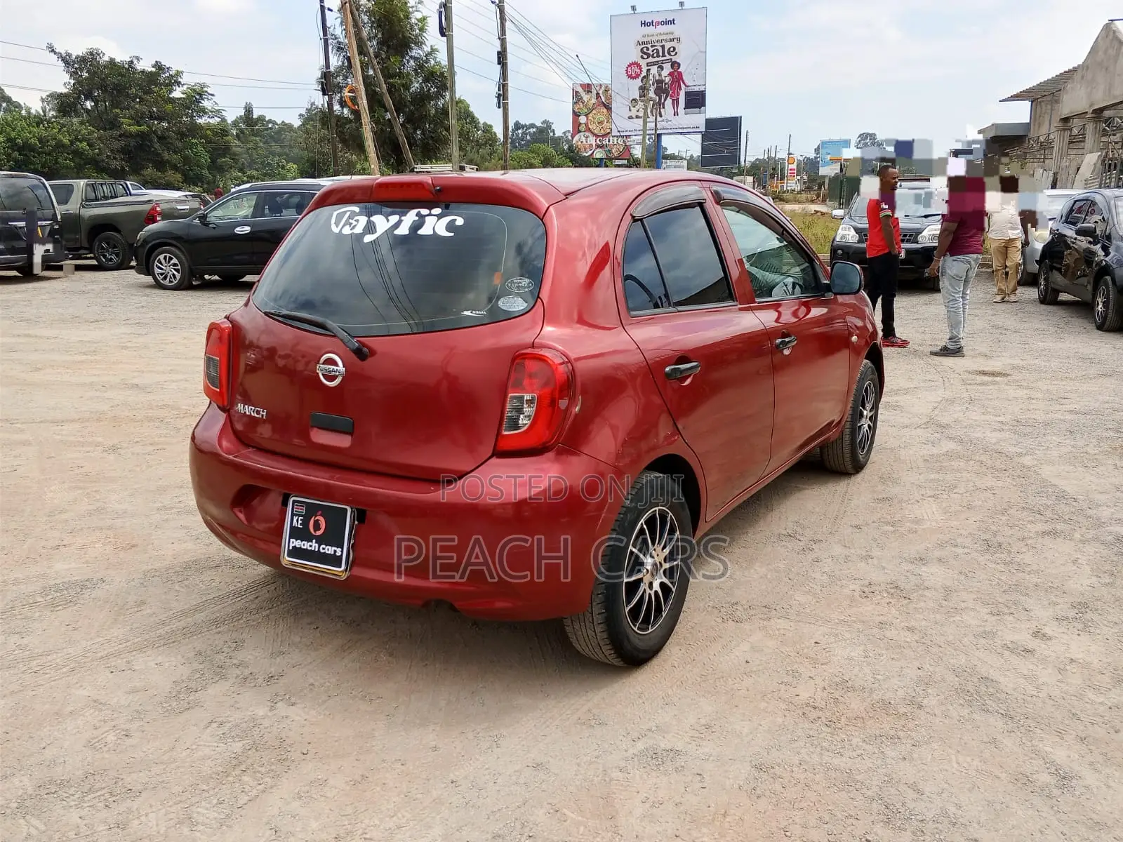 Nissan March 2016 Red