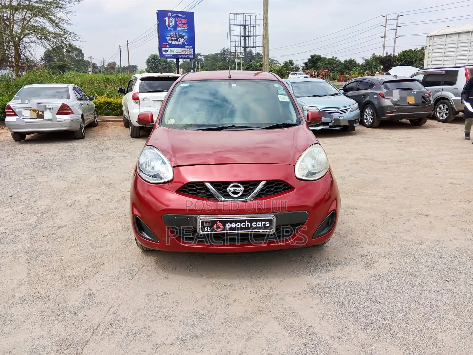 Nissan March 2016 Red