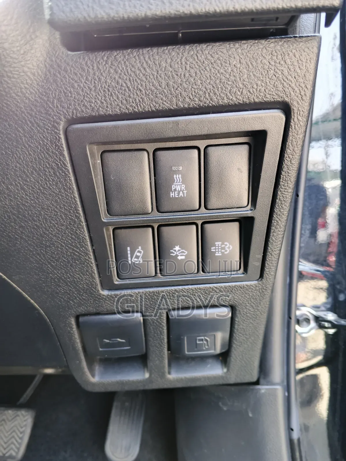 Toyota Hilux 2019 Black