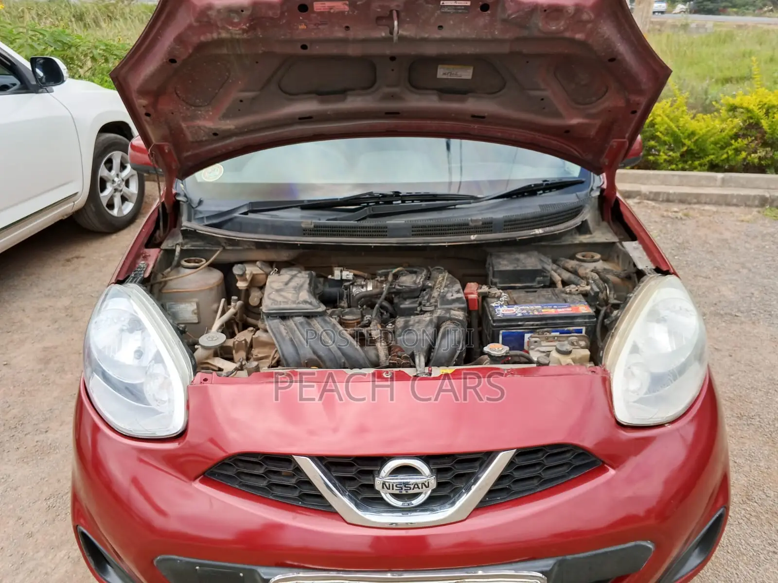 Nissan March 2016 Red