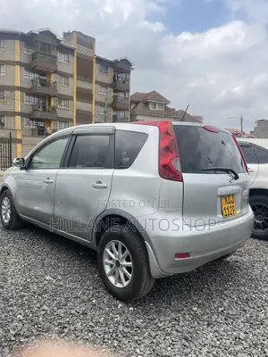 Nissan Note 2010 Silver