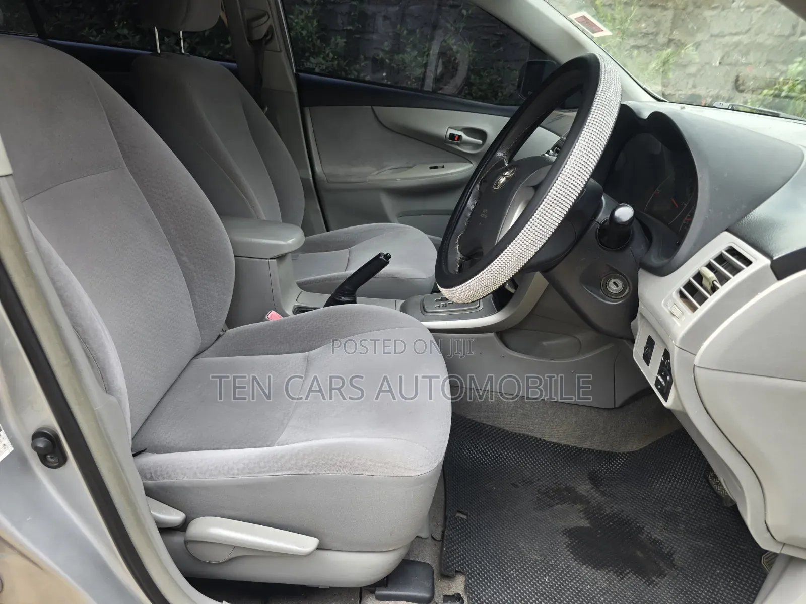 Toyota Axio 2011 Silver