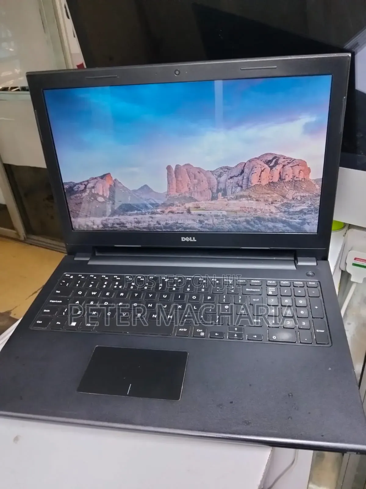 Laptop Dell Inspiron 4GB Intel Core i3 HDD 500GB