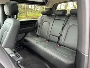 Land Rover Defender 2023 Black