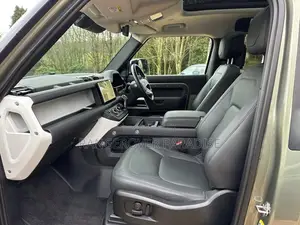 Land Rover Defender 2023 Black