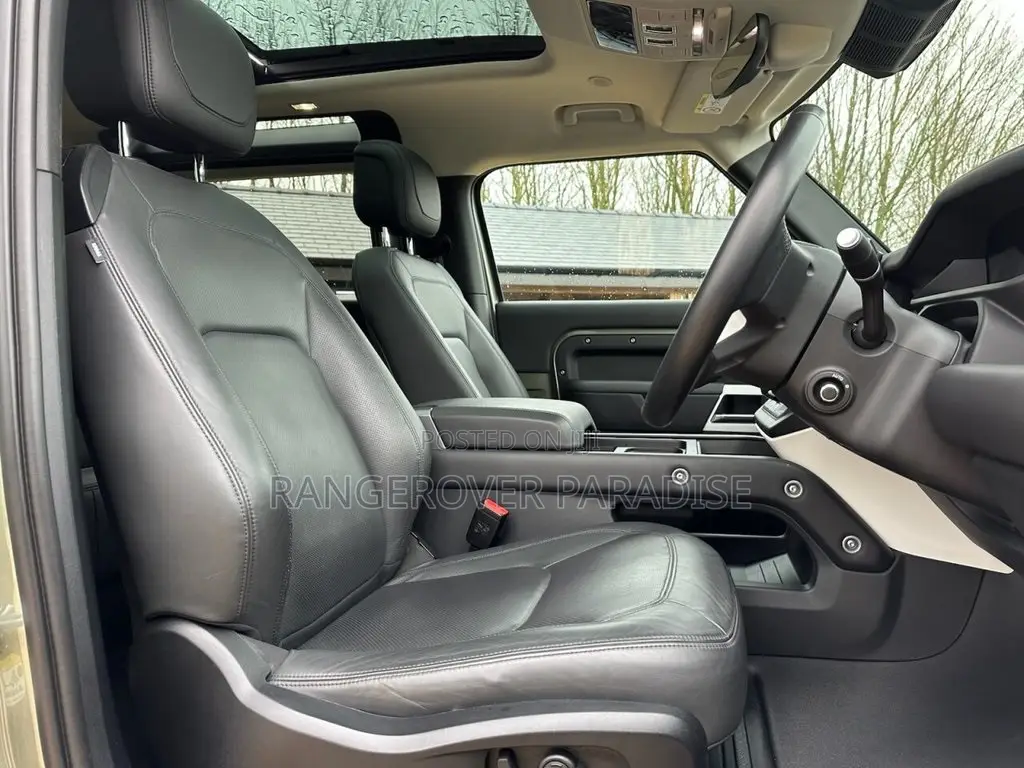 Land Rover Defender 2023 Black