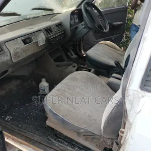 Tata Xenon 2007 White