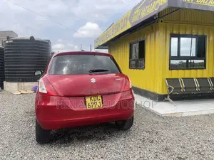 Suzuki Swift 2016 Red