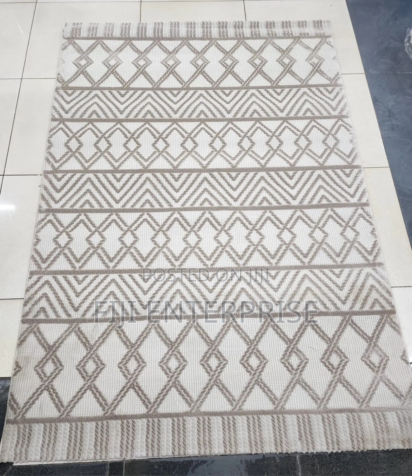 Delhi Carpet – 5×8 | Premium Quality