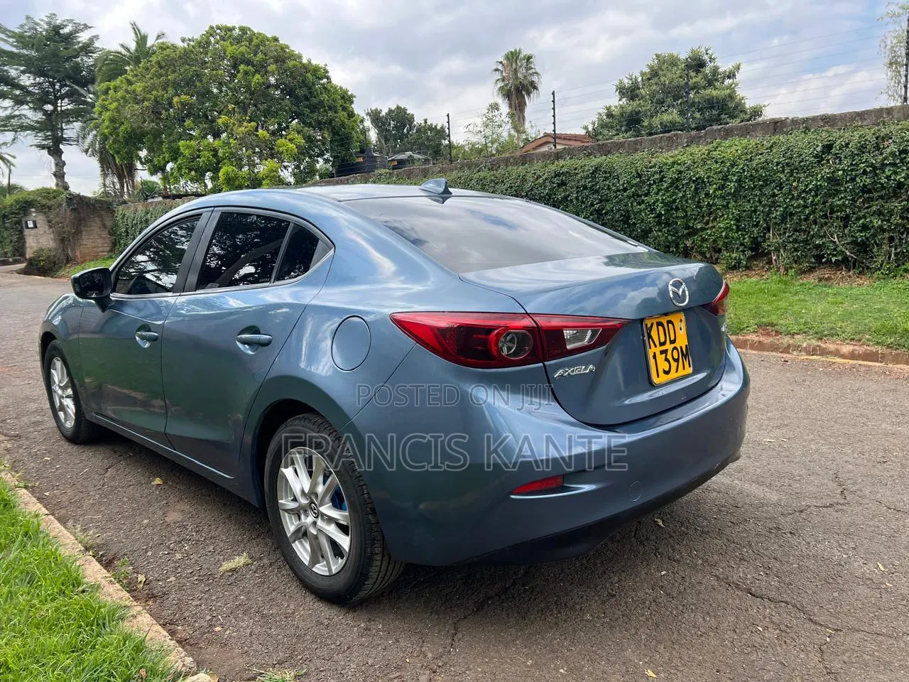 Mazda Axela SV Premium 2014