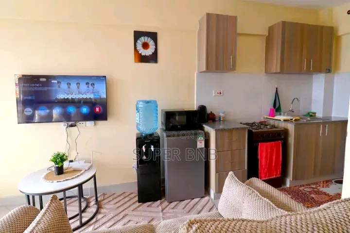 Classy Airbnb Along Thika Road, Kahawa Sukari.