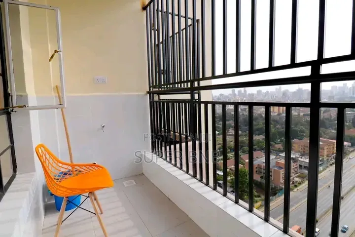 Classy Airbnb Along Thika Road, Kahawa Sukari.