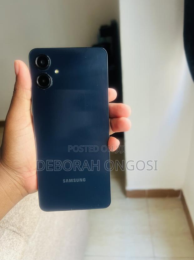 Samsung Galaxy A06 64 GB Black - thumbnail 4