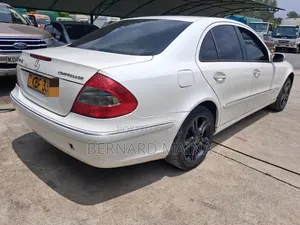 Mercedes-Benz E220 2008 White