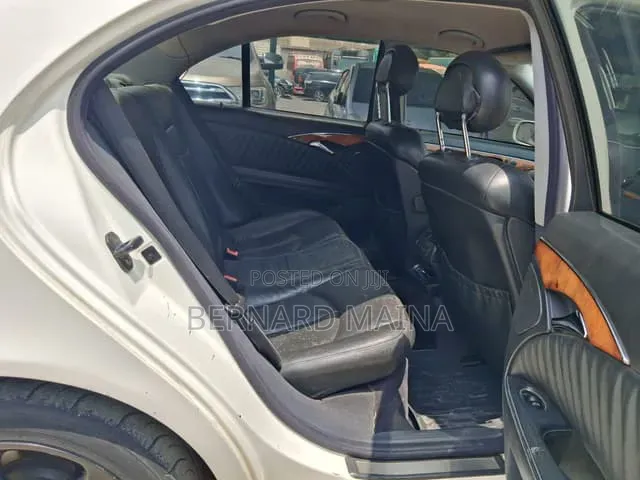 Mercedes-Benz E220 2008 White