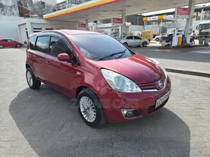 Nissan Note 2012 Red