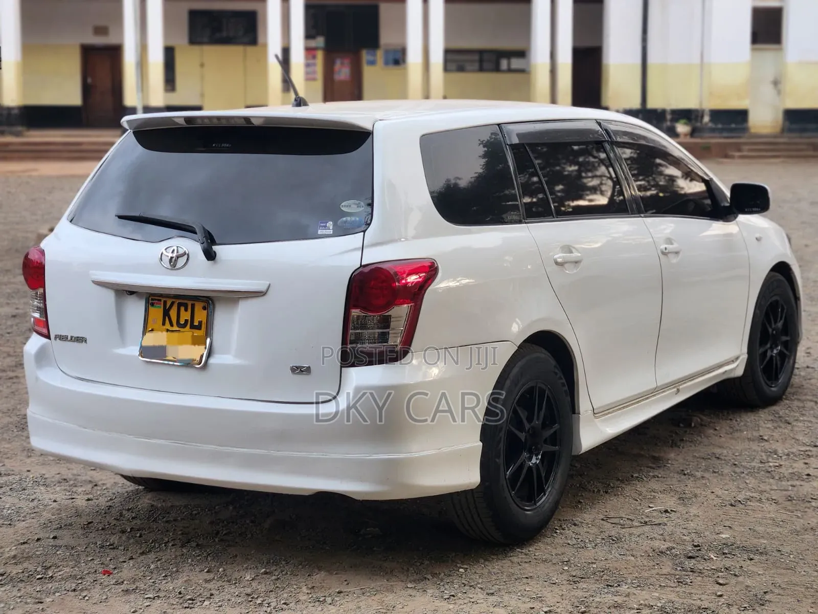 Toyota Corolla Fielder 2012 White