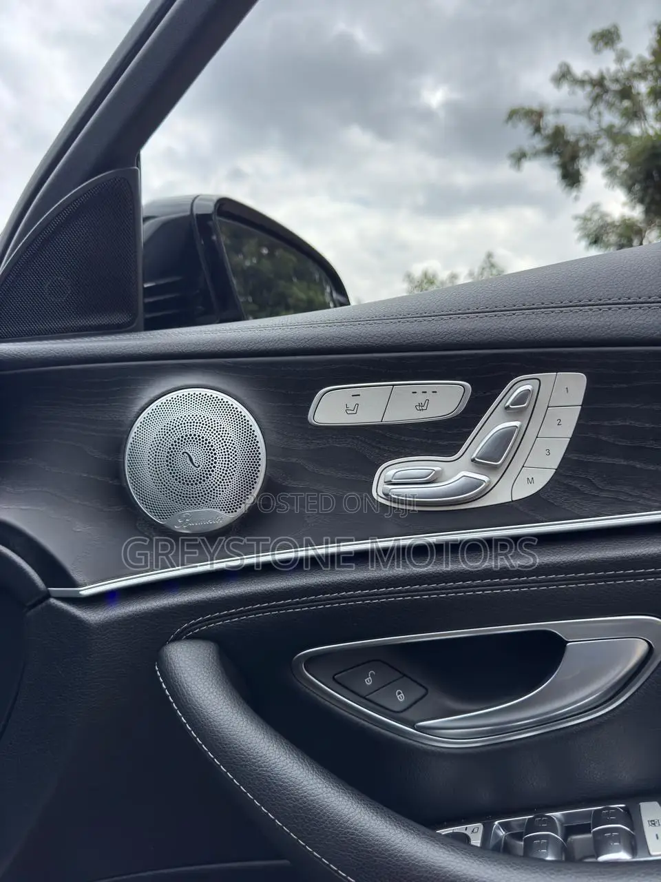 Mercedes-Benz E200 2017 Black