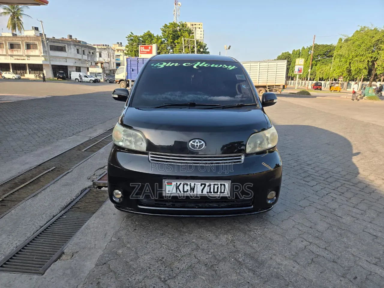 Toyota Porte 2009 Black