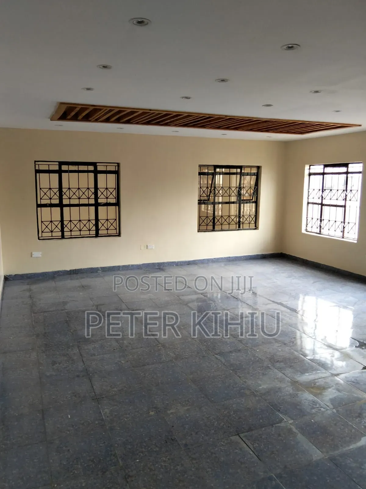 Godown to Let 5000sqft in Baba Dogo