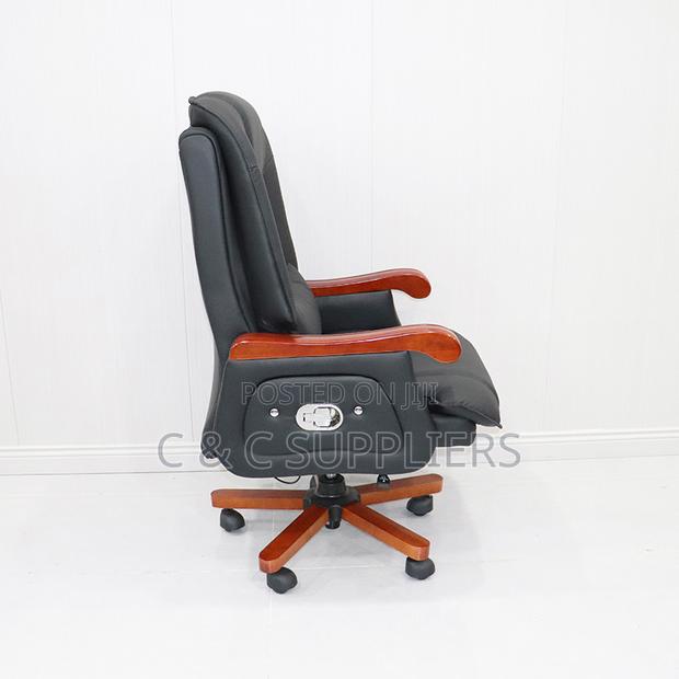 Solid Wood Arm Swivel Boss Desk Chair - thumbnail 2