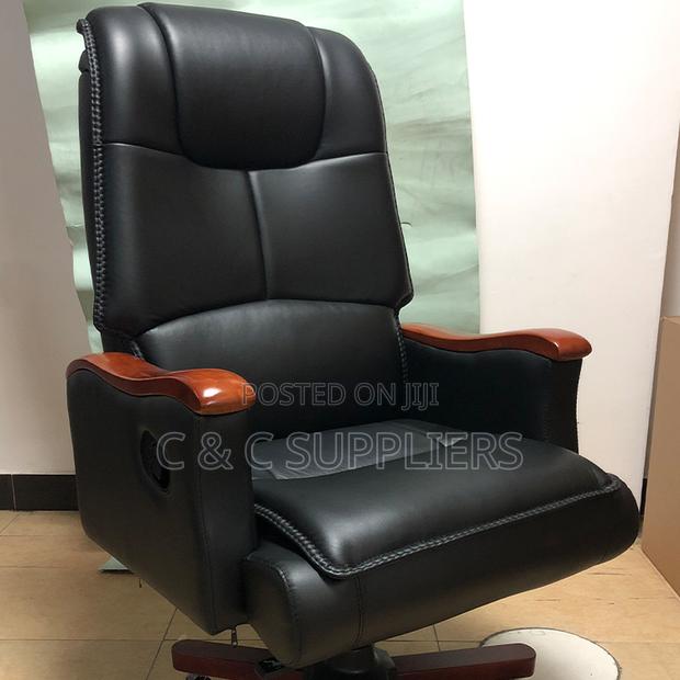 Solid Wood Arm Swivel Boss Desk Chair - thumbnail 6