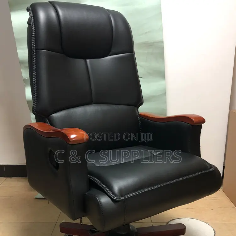 Solid Wood Arm Swivel Boss Desk Chair