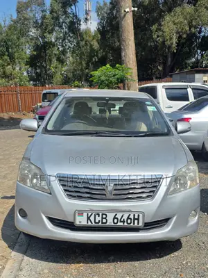 Toyota Premio 2018 Silver