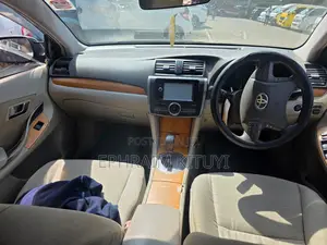 Toyota Premio 2018 Silver