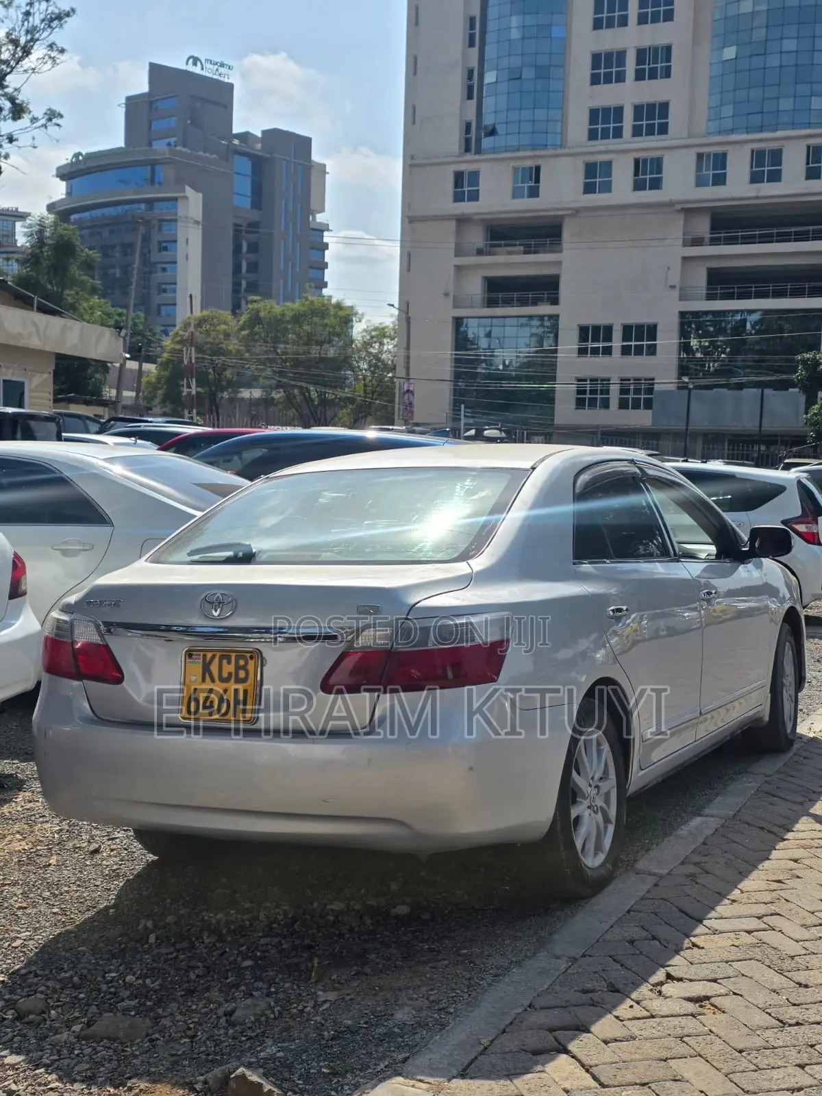 Toyota Premio 2018 Silver