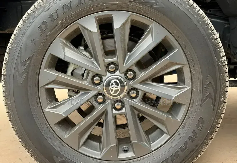 Toyota Land Cruiser Prado 2024 Black