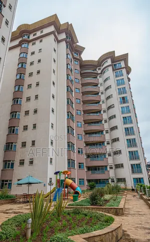 Furnished 3bdrm Block of Flats in Valley Arcade for sale