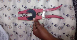 Applicator For Sheeps Ear Tags