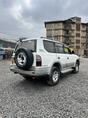 Toyota Land Cruiser Prado 2.7 16V 5dr 2001 White