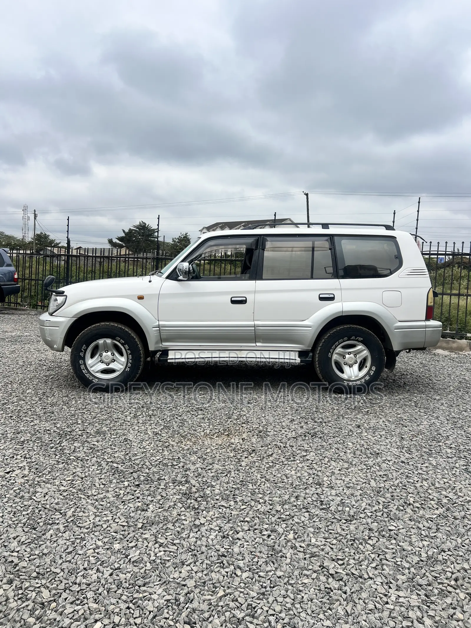 Toyota Land Cruiser Prado 2.7 16V 5dr 2001 White
