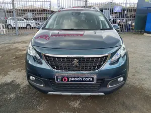 Peugeot 2008 2017 Green