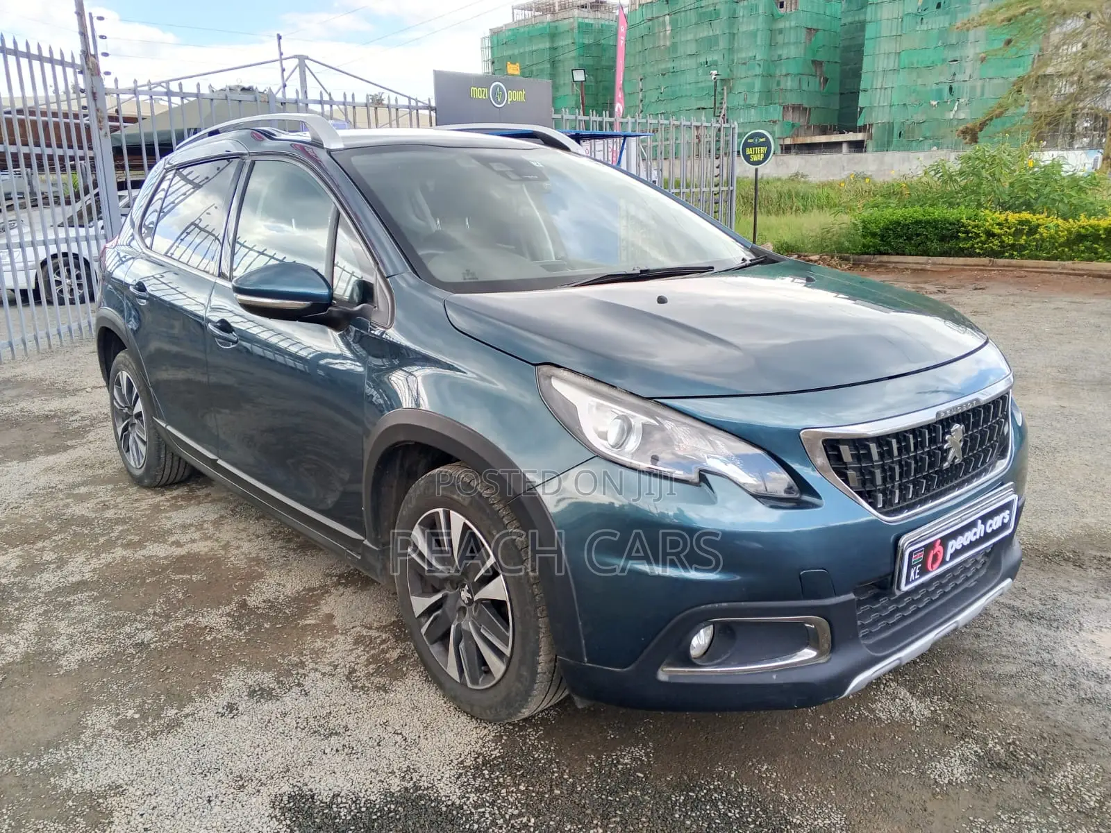 Peugeot 2008 2017 Green