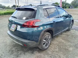 Peugeot 2008 2017 Green